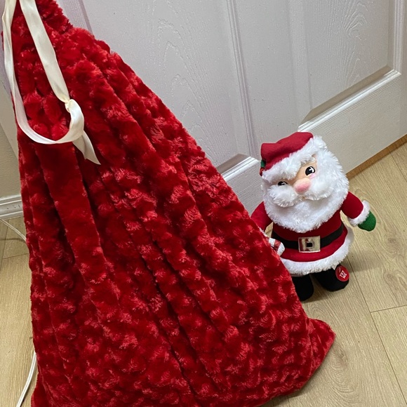 Mrs Clause santa suit set- so cute! Great red! - Picture 3 of 7